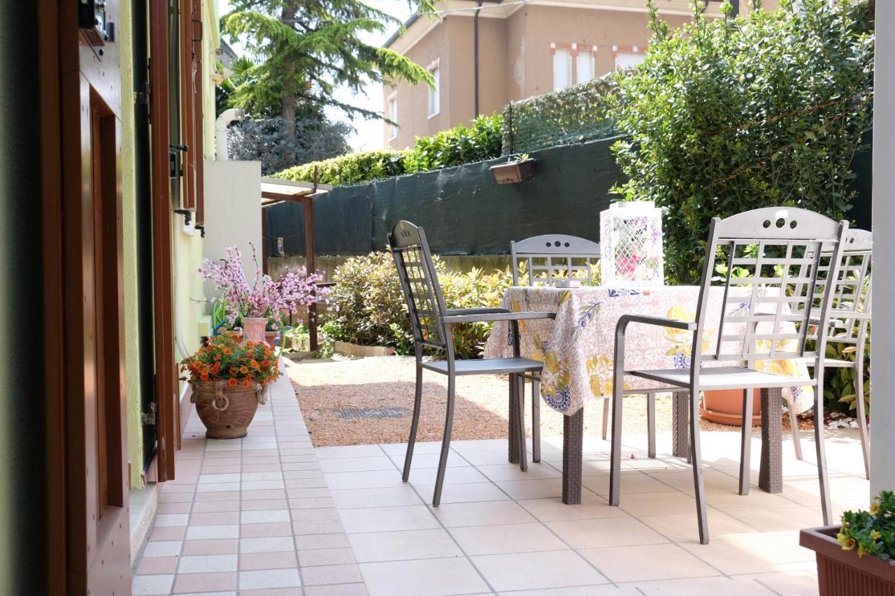 La Casa Dei Nonni Sul Garda Hotell Peschiera del Garda Eksteriør bilde