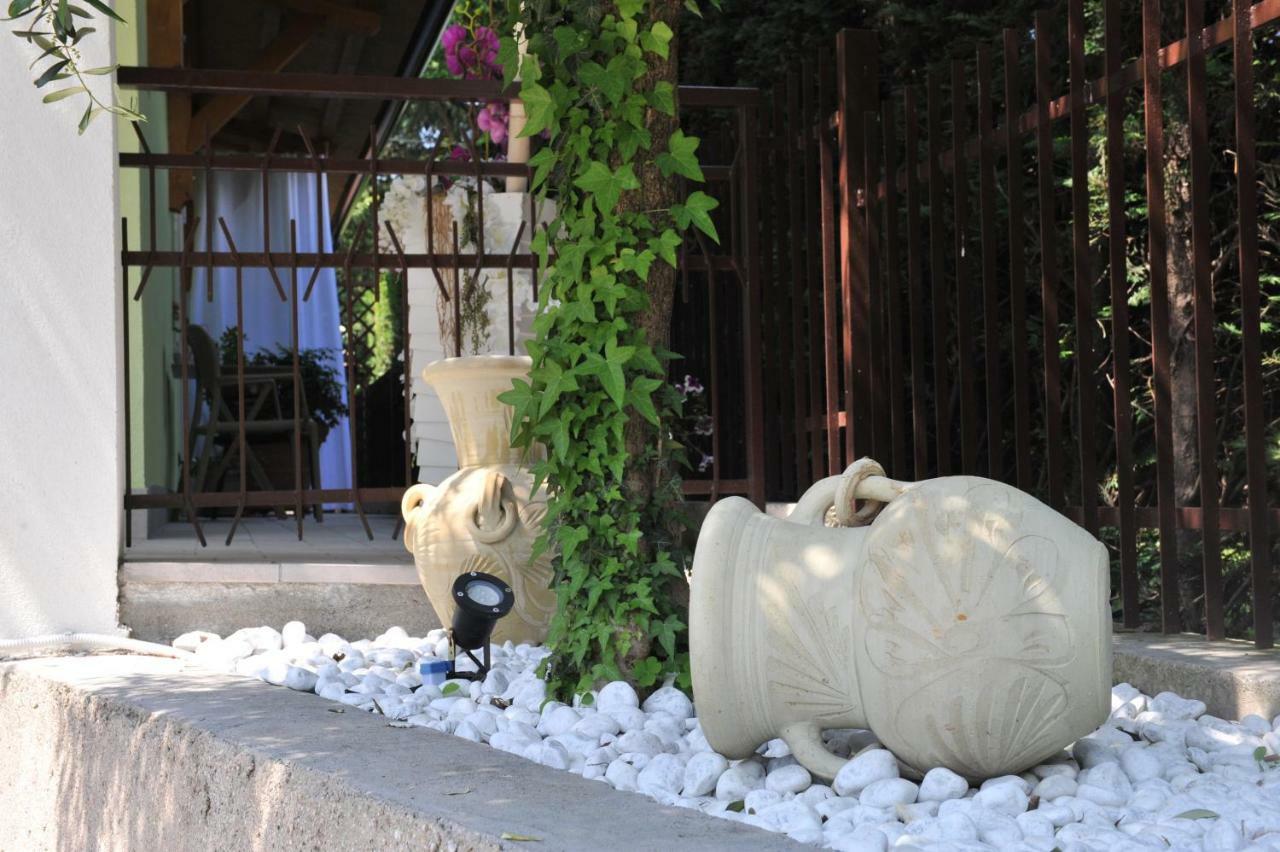 La Casa Dei Nonni Sul Garda Hotell Peschiera del Garda Eksteriør bilde